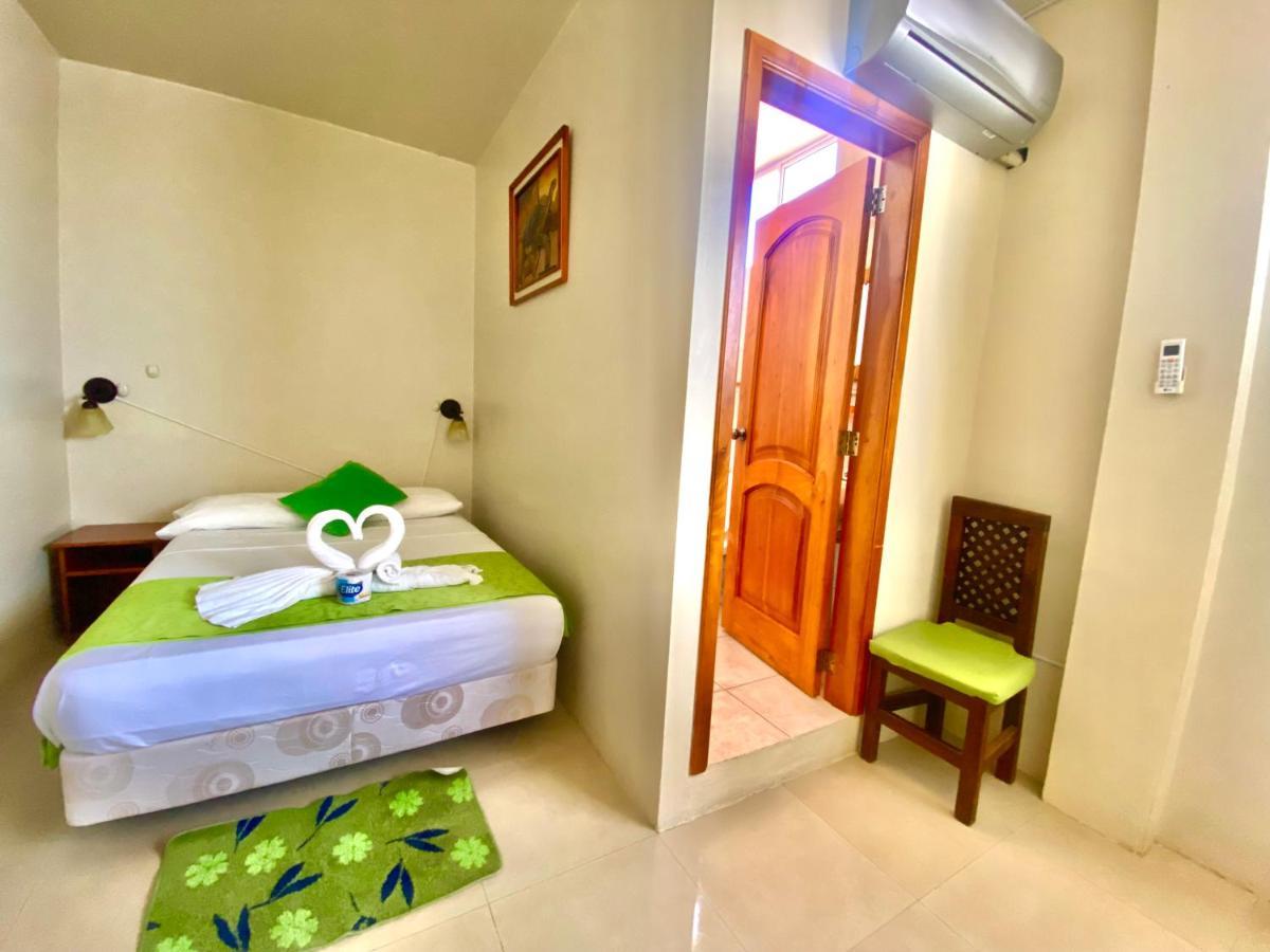 El Rincon De George Hotel Puerto Villamil Kültér fotó